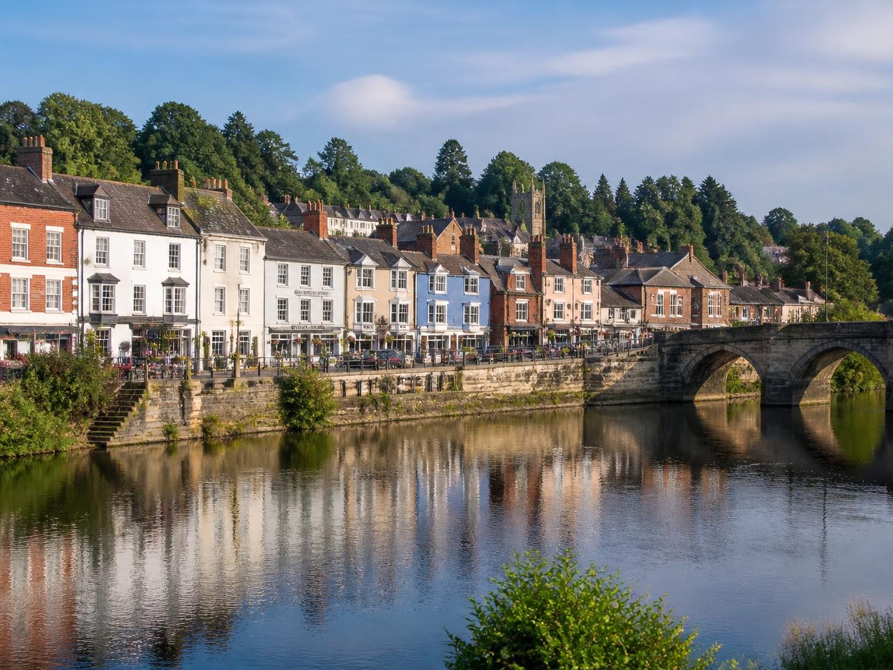 The Georgian riverside town of Bewdley on the River Severn